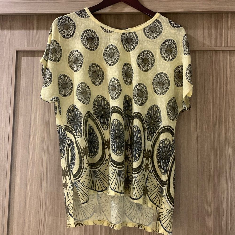 ITALIAN made, large blouse, textured pattern, like new